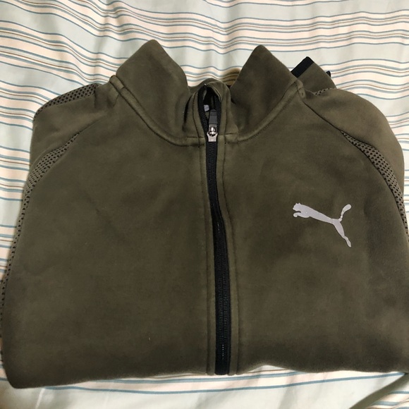 Olive green athletic zip up - Picture 4 of 4
